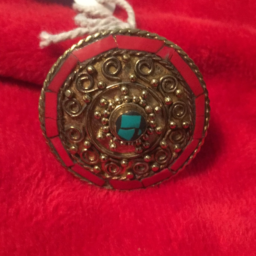 Size 8 Ring NWOT made in India